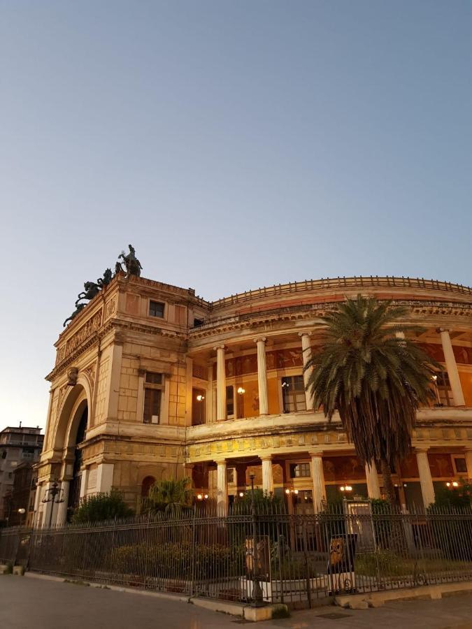 Casa Moneka Politeama Lägenhet Palermo Exteriör bild